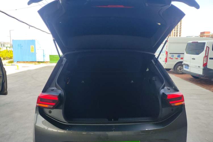 Used Volkswagen ID.3 2023 Upgraded Model Pure Intelligent Enjoyment Version Trunk