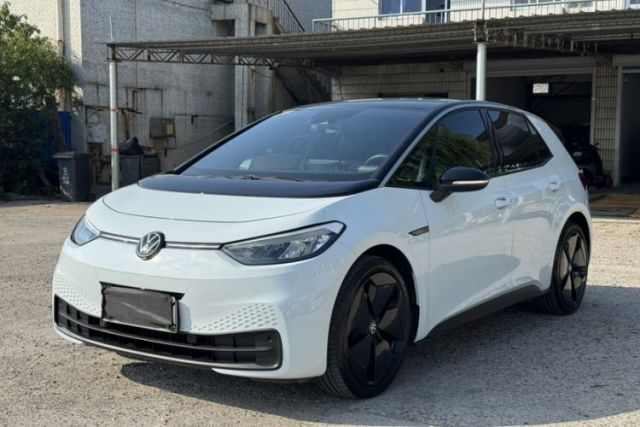 Volkswagen ID.3 2023 Upgraded Model Pure Intelligent Enjoyment Version с пробегом