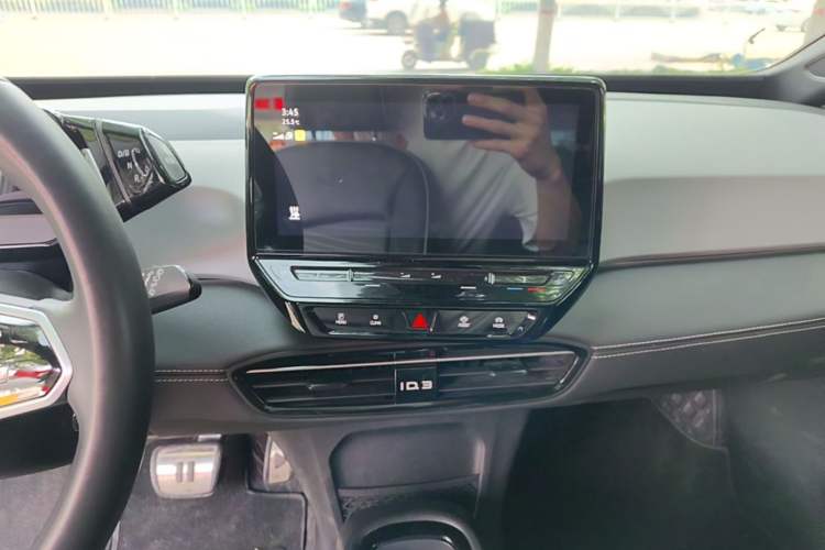 Used Volkswagen ID.3 2023 Upgraded Model Pure Intelligent Enjoyment Version Audio And AC Panel