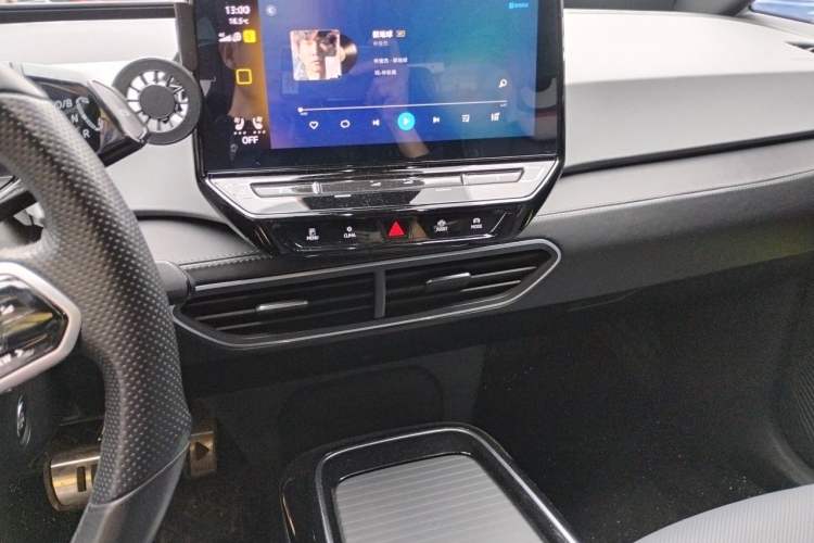 Used Volkswagen ID.3 2023 Upgraded Model Pure Intelligent Enjoyment Version Audio And AC Panel