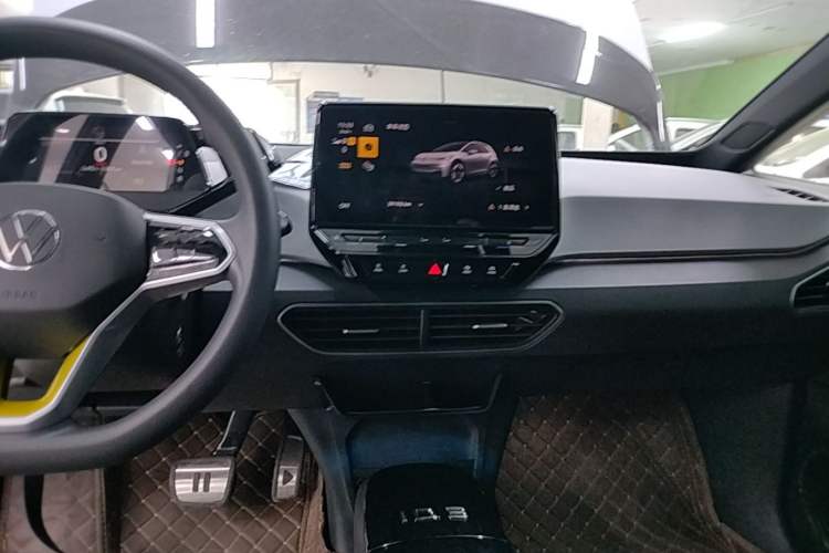 Used Volkswagen ID.3 2023 Upgraded Model Pure Intelligent Enjoyment Version Audio And AC Panel