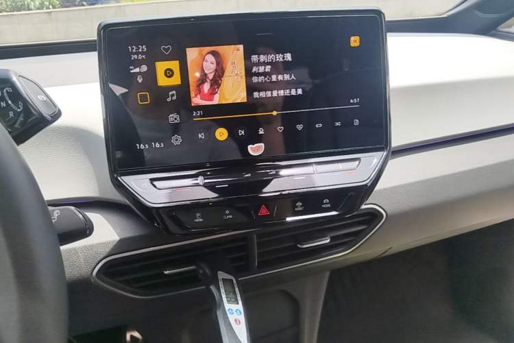 Used Volkswagen ID.3 2023 Upgraded Model Pure Intelligent Enjoyment Version Audio And AC Panel