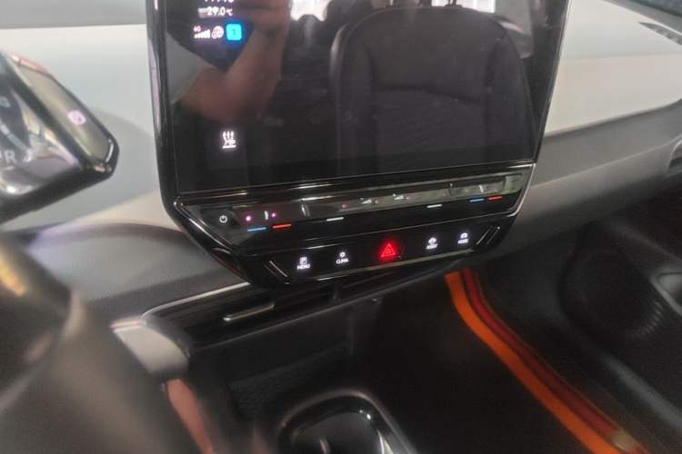 Used Volkswagen ID.3 2023 Upgraded Version Smart Intelligence Edition Audio And AC Panel