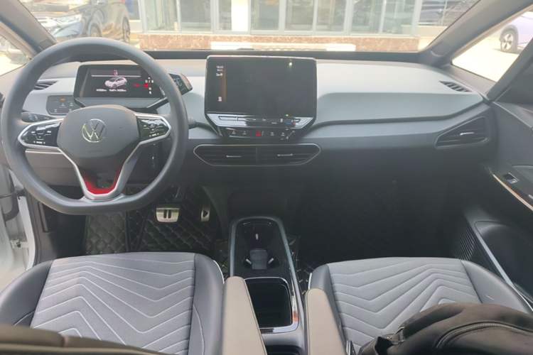 Used Volkswagen ID.3 2023 Pure Smart Edition Center Console