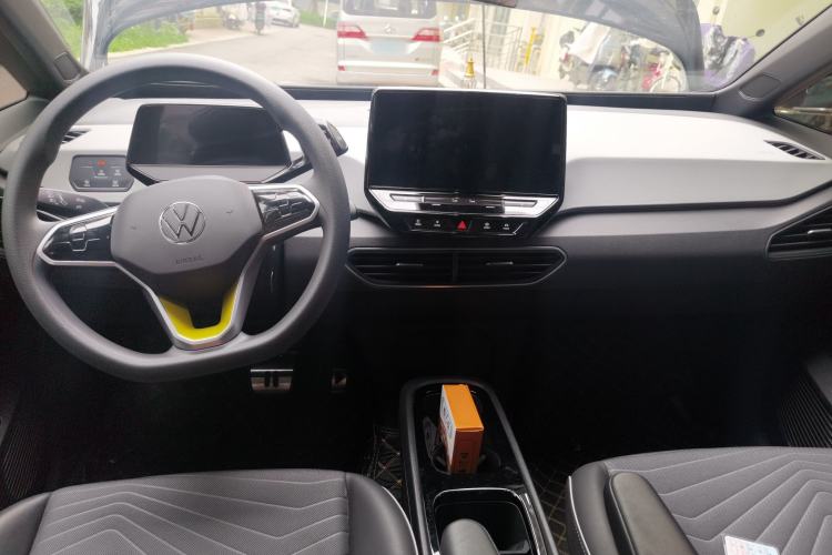Used Volkswagen ID.3 2023 Pure Smart Edition Center Console
