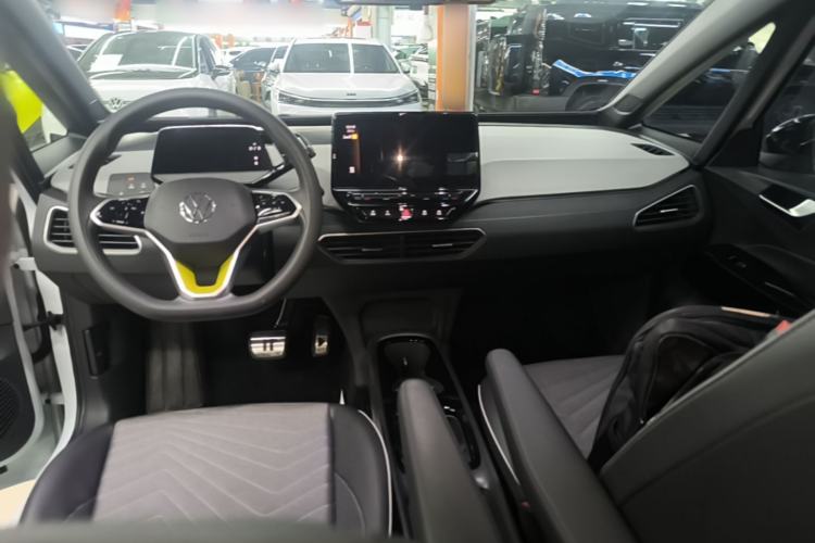 Used Volkswagen ID.3 2023 Pure Smart Edition Center Console