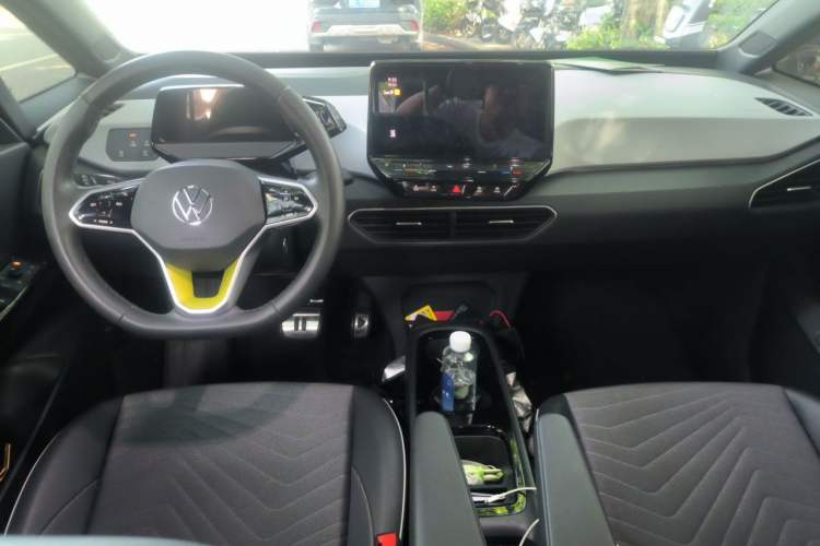 Used Volkswagen ID.3 2023 Pure Smart Edition Center Console