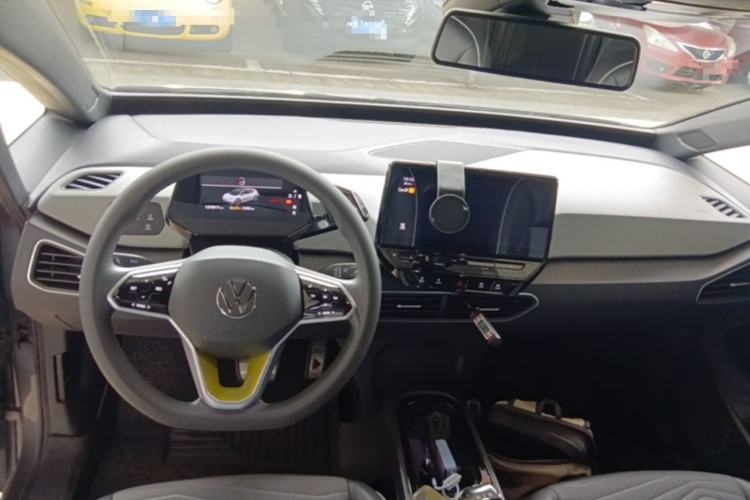 Used Volkswagen ID.3 2023 Pure Smart Edition Center Console