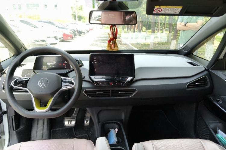 Used Volkswagen ID.3 2023 Pure Smart Edition Center Console
