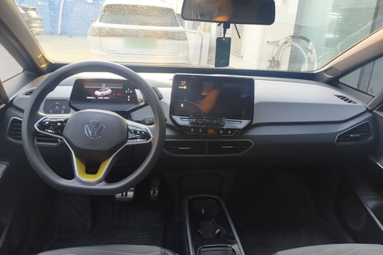 Used Volkswagen ID.3 2023 Pure Smart Edition Center Console