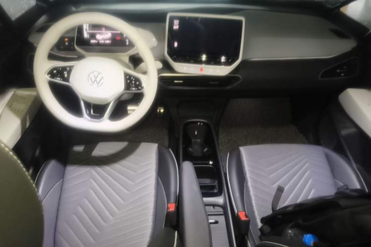 Used Volkswagen ID.3 2023 Pure Smart Edition Center Console