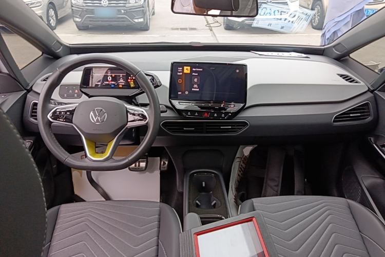 Used Volkswagen ID.3 2023 Pure Smart Edition Center Console