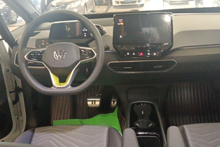 Used Volkswagen ID.3 2023 Pure Smart Edition Center Console