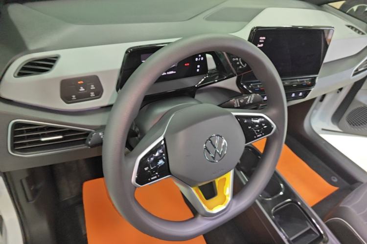 Used Volkswagen ID.3 2023 Pure Smart Edition Center Console
