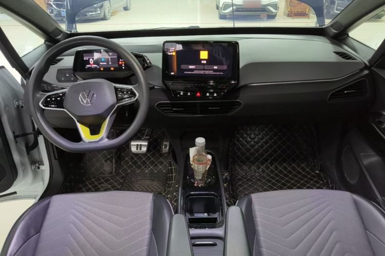 Used Volkswagen ID.3 2023 Pure Smart Edition Center Console
