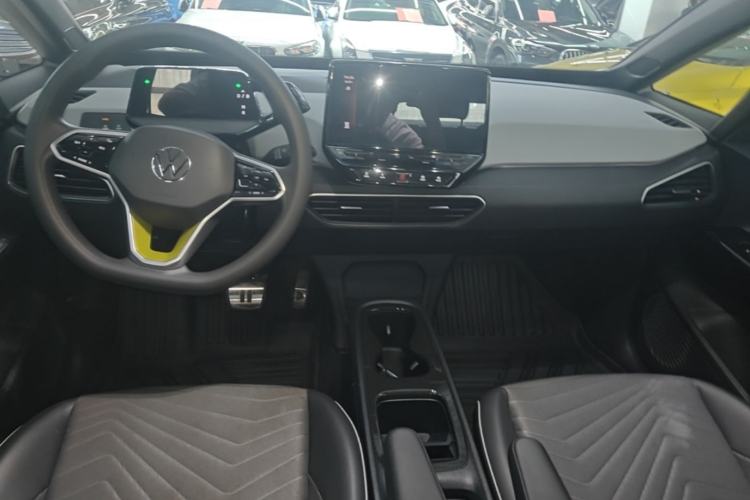 Used Volkswagen ID.3 2023 Pure Smart Edition Center Console