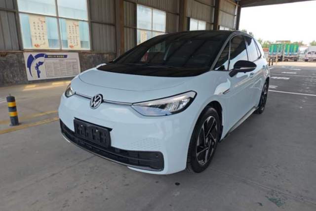 Ojetý Volkswagen ID.3 2023 Pure Smart Edition
