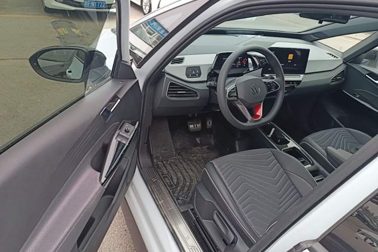 Used Volkswagen ID.3 2023 Pure Smart Edition Driver Seat