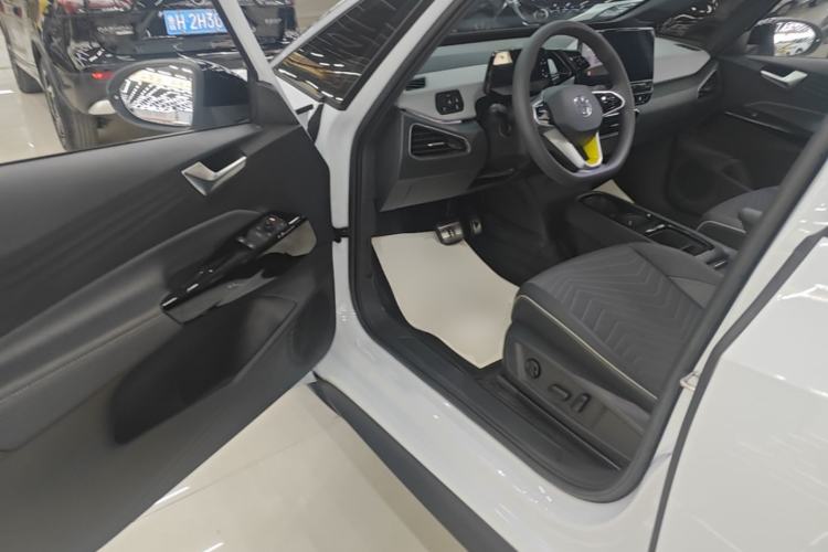 Used Volkswagen ID.3 2023 Pure Smart Edition Driver Seat