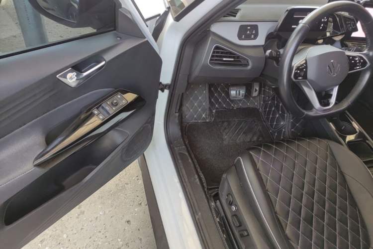 Used Volkswagen ID.3 2023 Upgraded Model Pure Intelligent Enjoyment Version Driver Seat