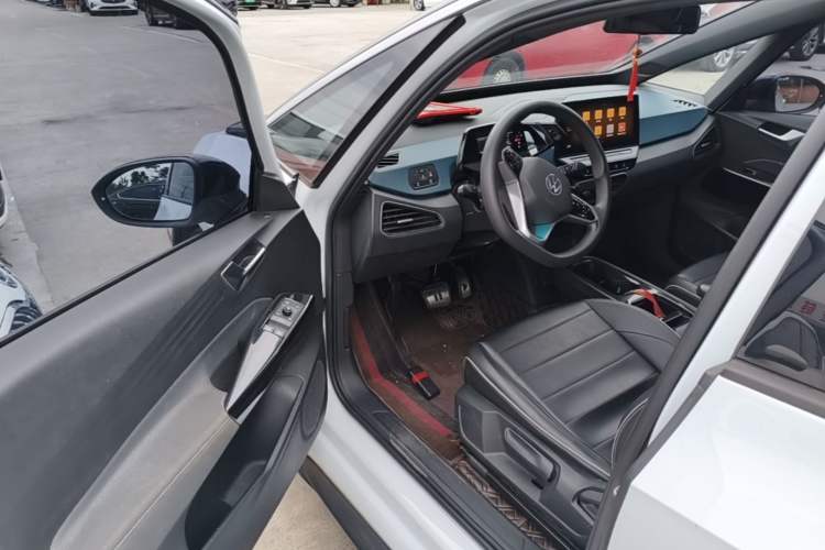 Used Volkswagen ID.3 2023 Pure Smart Edition Driver Seat