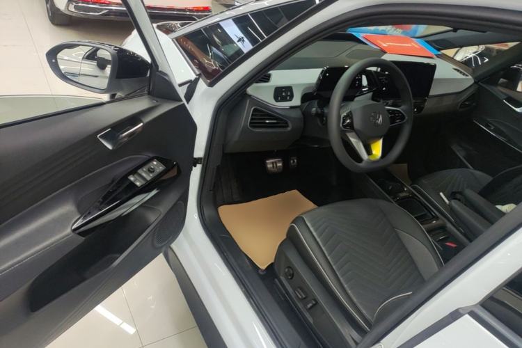 Used Volkswagen ID.3 2023 Pure Smart Edition Driver Seat