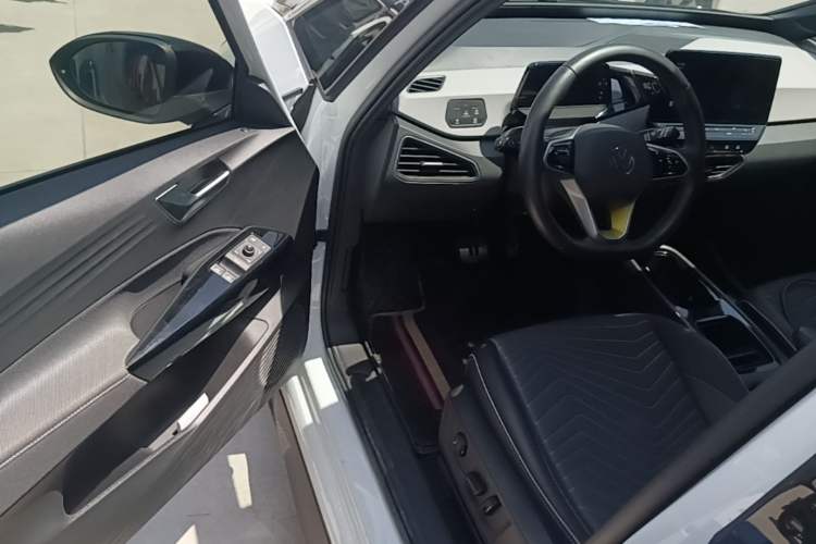 Used Volkswagen ID.3 2023 Pure Smart Edition Driver Seat