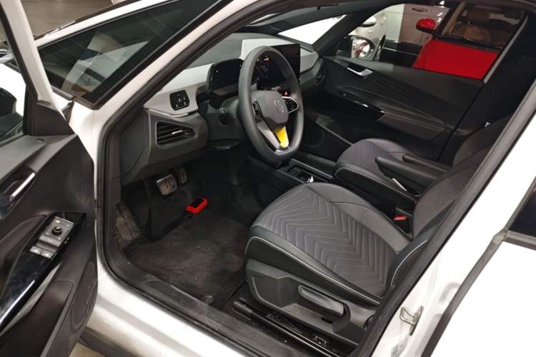 Used Volkswagen ID.3 2023 Pure Smart Edition Driver Seat