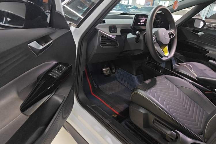 Used Volkswagen ID.3 2023 Pure Smart Edition Driver Seat