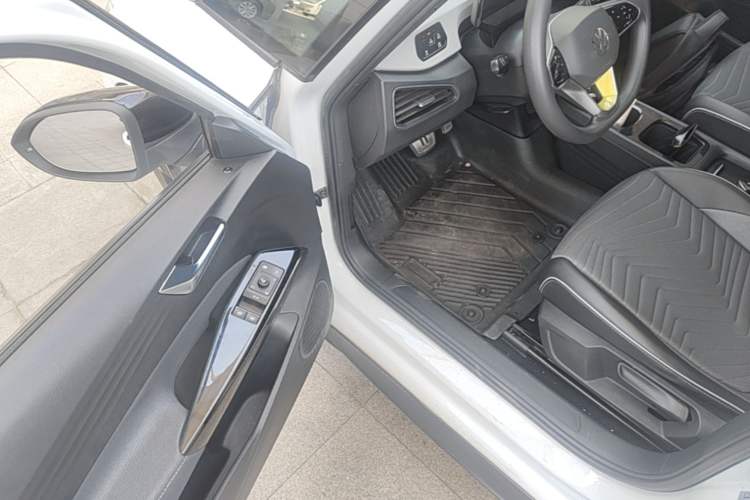 Used Volkswagen ID.3 2023 Pure Smart Edition Driver Seat