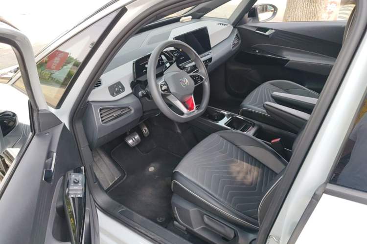 Used Volkswagen ID.3 2023 Pure Smart Edition Driver Seat