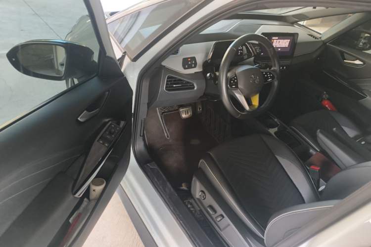 Used Volkswagen ID.3 2023 Pure Smart Edition Driver Seat