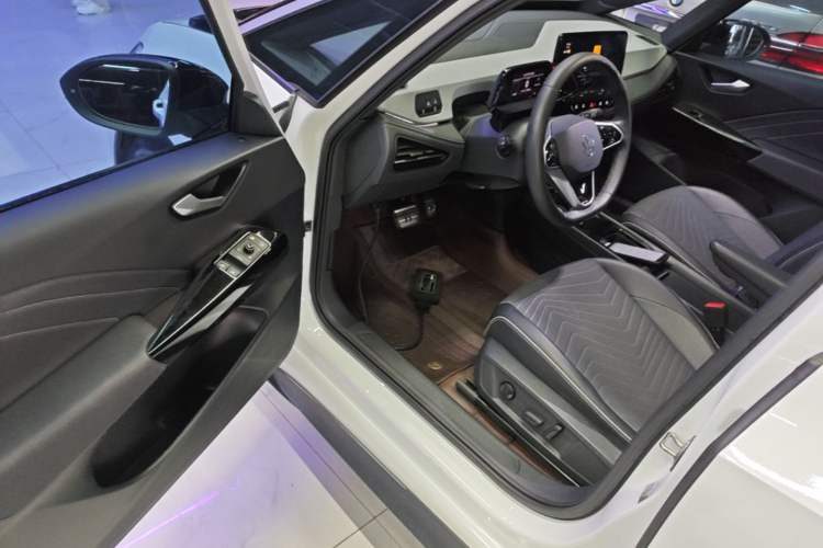Used Volkswagen ID.3 2023 Pure Smart Edition Driver Seat