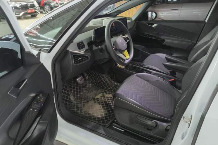 Used Volkswagen ID.3 2023 Pure Smart Edition Driver Seat