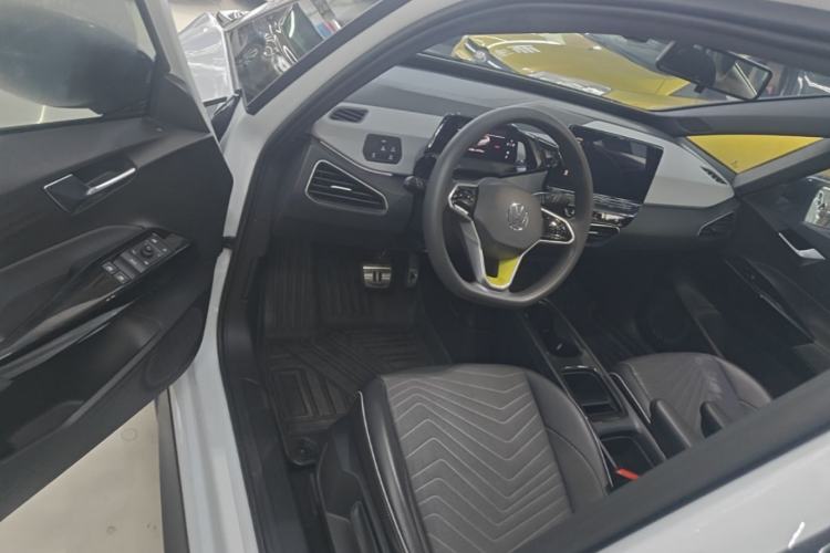 Used Volkswagen ID.3 2023 Pure Smart Edition Driver Seat