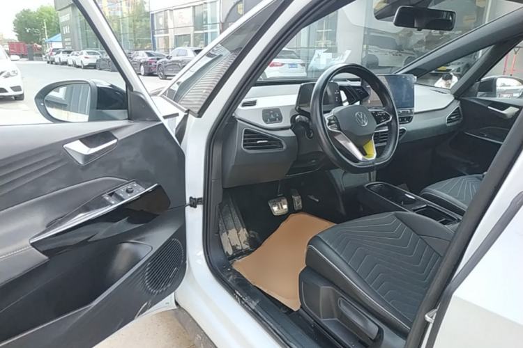 Used Volkswagen ID.3 2023 Pure Smart Edition Driver Seat