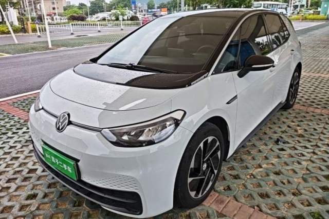 Used Volkswagen ID.3 2023 Pure Smart Edition