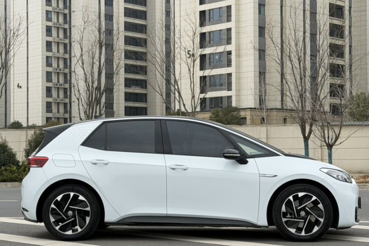 Used Volkswagen ID.3 2023 Upgraded Model Pure Intelligent Enjoyment Version Exterior 2