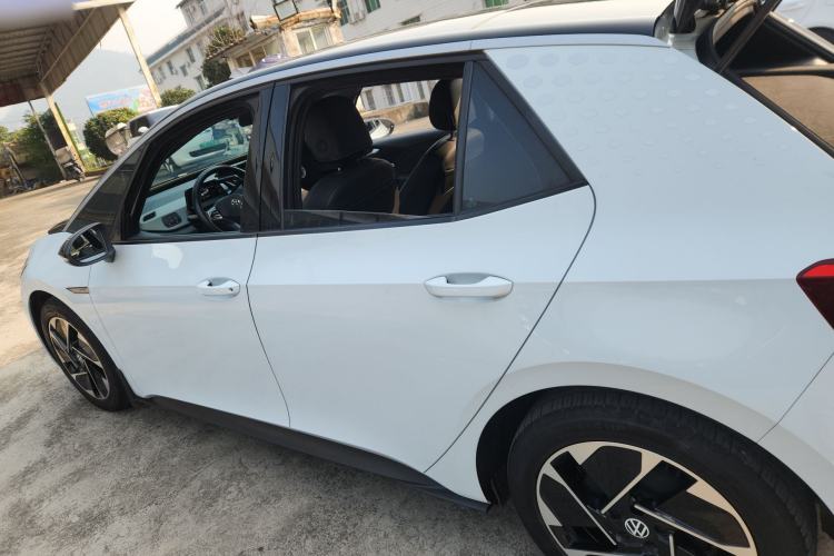 Used Volkswagen ID.3 2023 Upgraded Model Pure Intelligent Enjoyment Version Exterior 3