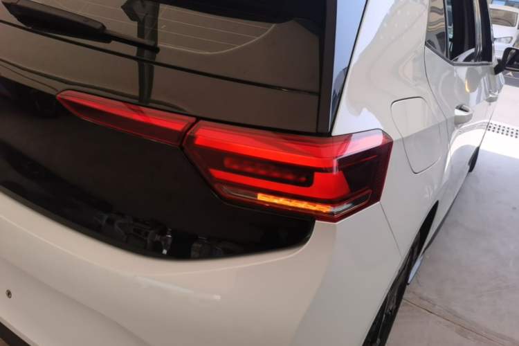 Used Volkswagen ID.3 2023 Upgraded Model Pure Intelligent Enjoyment Version Exterior 3