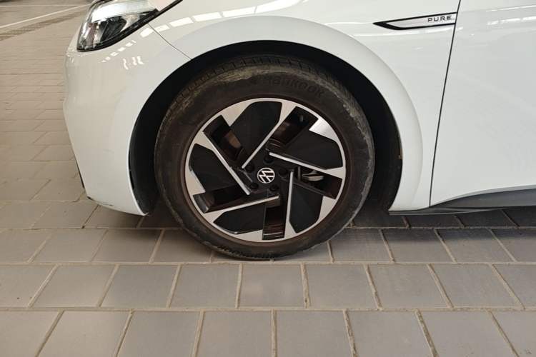 Used Volkswagen ID.3 2023 Upgraded Model Pure Intelligent Enjoyment Version Exterior 4