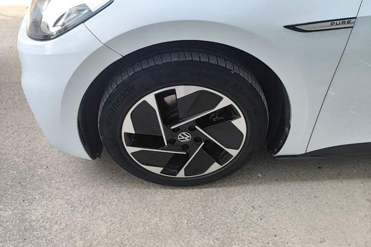 Used Volkswagen ID.3 2023 Pure Smart Edition Exterior 4