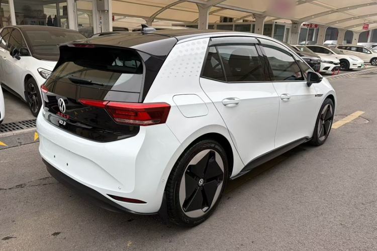 Used Volkswagen ID.3 2023 Intelligent Edition Exterior 6