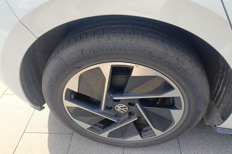 Used Volkswagen ID.3 2023 Pure Smart Edition Exterior 8