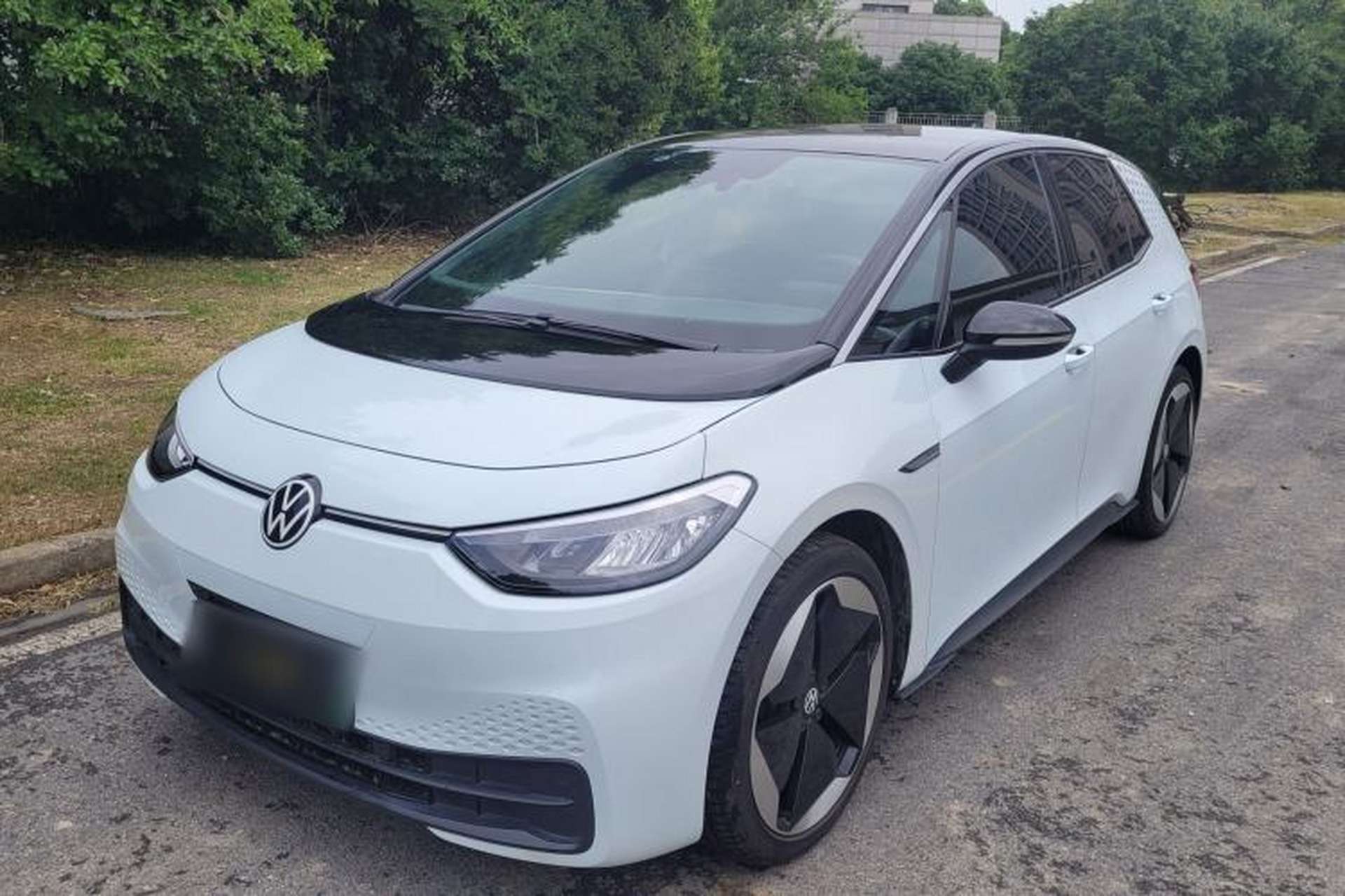 Used Volkswagen ID.3 2023 Upgraded Model Pure Intelligent Enjoyment Version Front Left 45 Deg