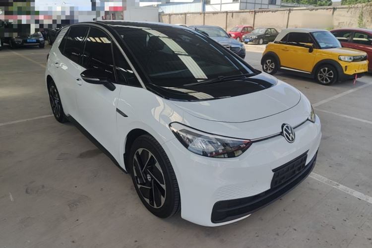 Used Volkswagen ID.3 2023 Upgraded Model Pure Intelligent Enjoyment Version Front Right 45 Deg
