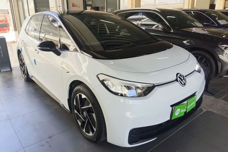 Used Volkswagen ID.3 2023 Upgraded Model Pure Intelligent Enjoyment Version Front Right 45 Deg