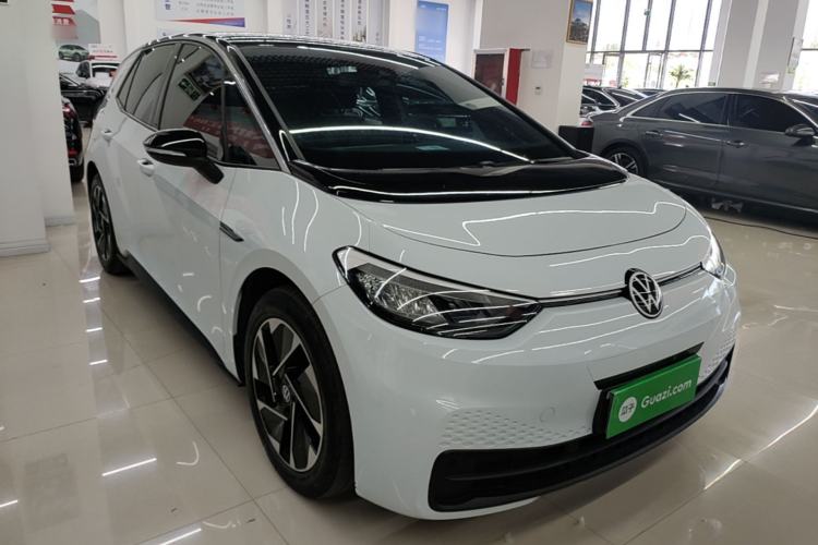 Used Volkswagen ID.3 2023 Upgraded Model Pure Intelligent Enjoyment Version Front Right 45 Deg