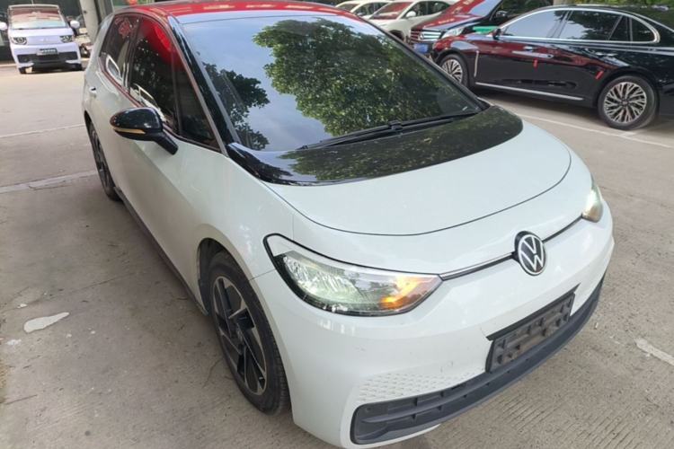 Used Volkswagen ID.3 2023 Upgraded Model Pure Intelligent Enjoyment Version Front Right 45 Deg