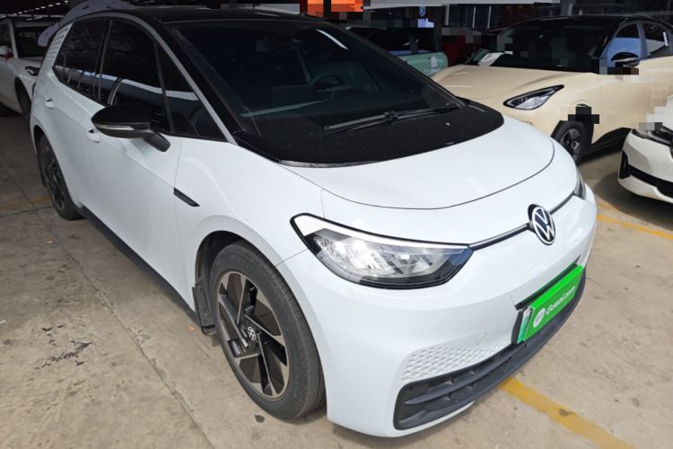 Used Volkswagen ID.3 2023 Upgraded Model Pure Intelligent Enjoyment Version Front Right 45 Deg